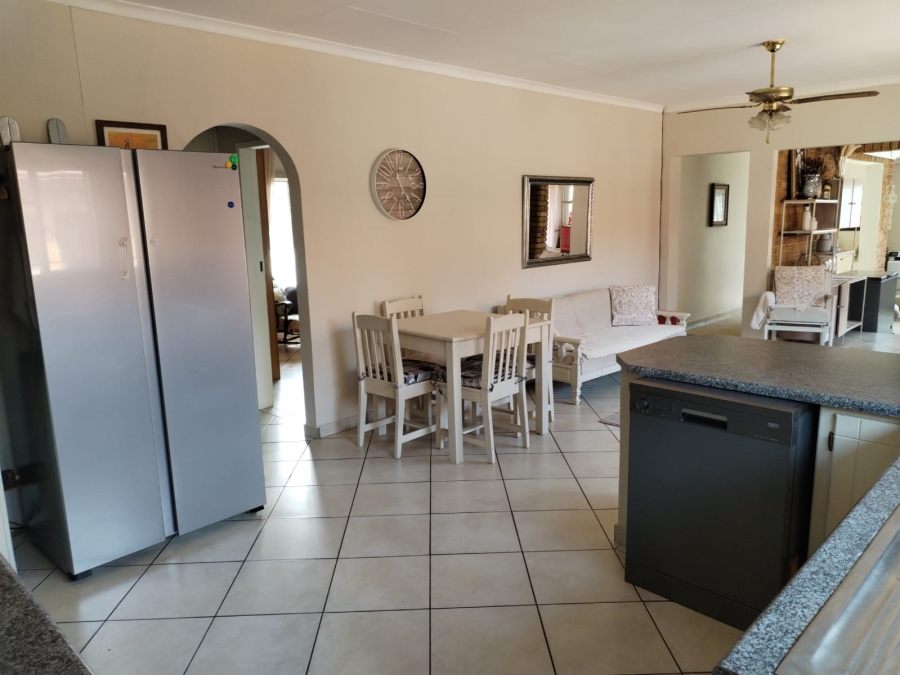 3 Bedroom Property for Sale in Casseldale Gauteng