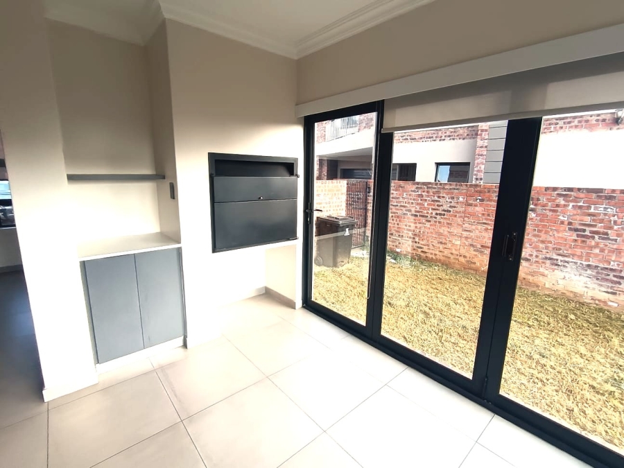 2 Bedroom Property for Sale in Rynfield Gauteng