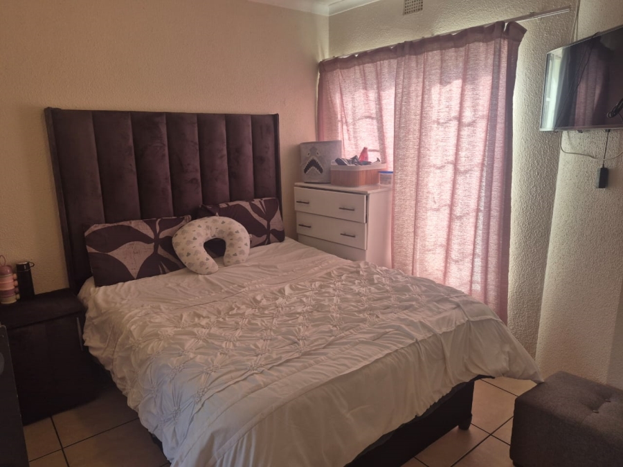2 Bedroom Property for Sale in Eden Glen Gauteng