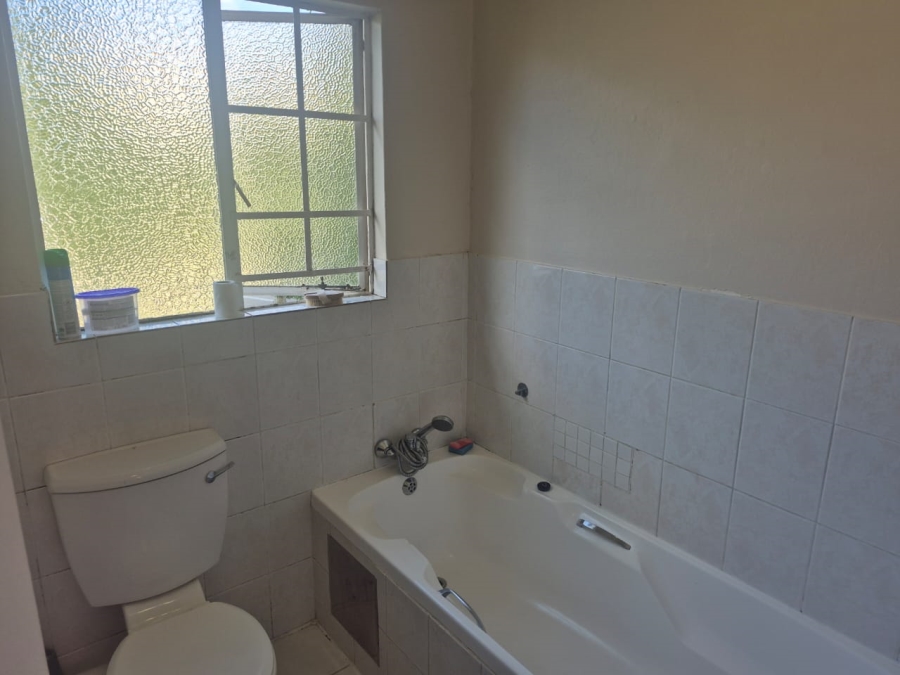 2 Bedroom Property for Sale in Eden Glen Gauteng