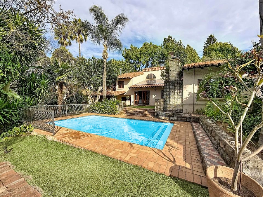 6 Bedroom Property for Sale in Waterkloof Ridge Gauteng