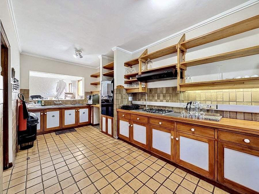 6 Bedroom Property for Sale in Waterkloof Ridge Gauteng