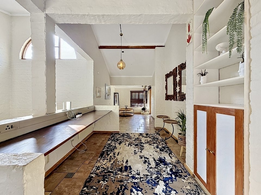 6 Bedroom Property for Sale in Waterkloof Ridge Gauteng