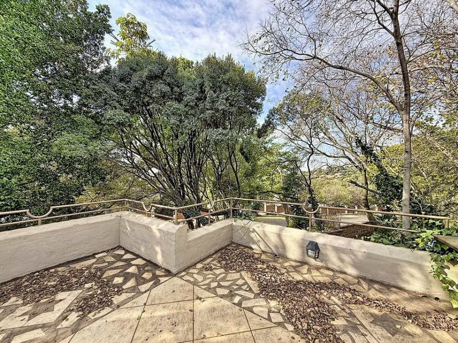 6 Bedroom Property for Sale in Waterkloof Ridge Gauteng
