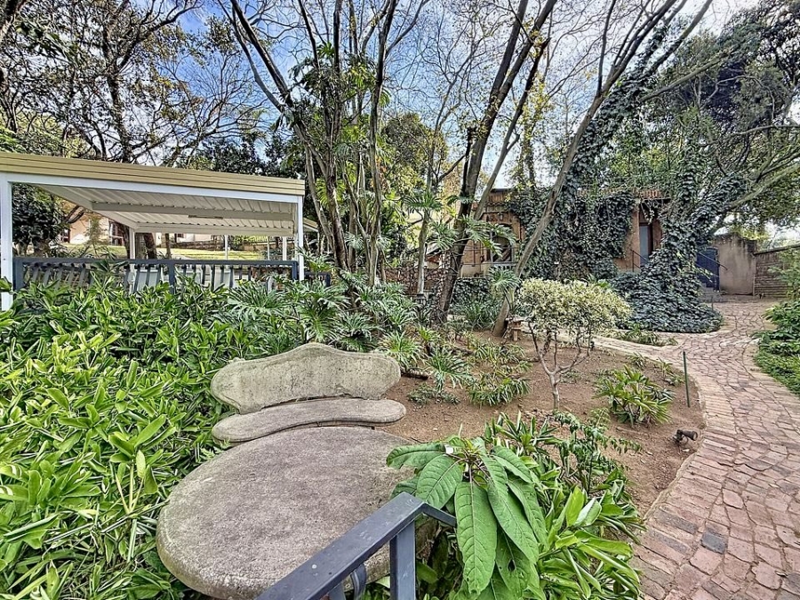 6 Bedroom Property for Sale in Waterkloof Ridge Gauteng