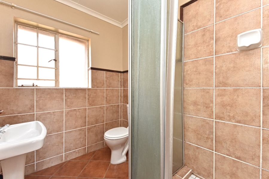 To Let 2 Bedroom Property for Rent in Equestria Gauteng