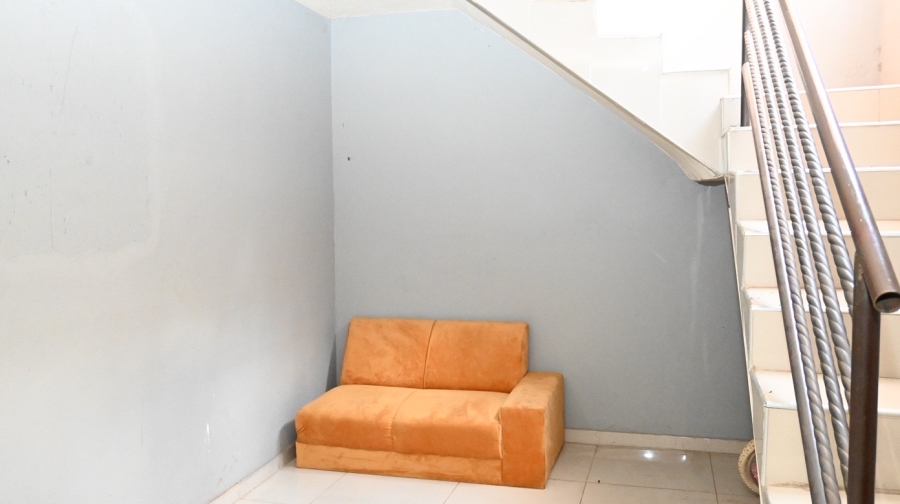 6 Bedroom Property for Sale in Protea Glen Gauteng