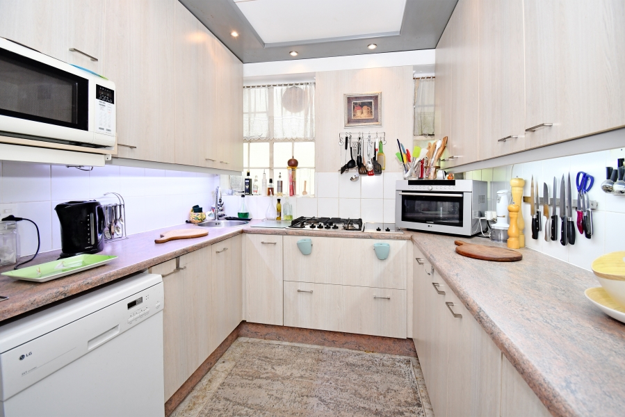 3 Bedroom Property for Sale in Parktown Gauteng