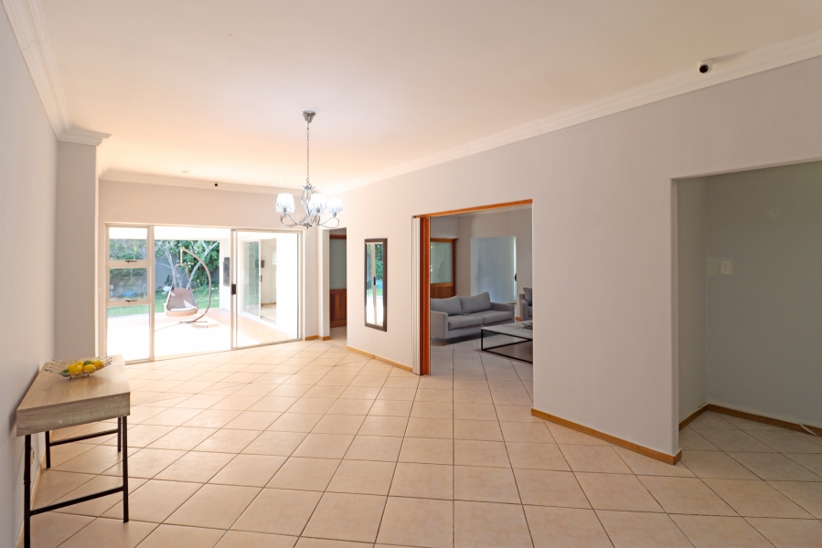 4 Bedroom Property for Sale in Glenadrienne West Gauteng