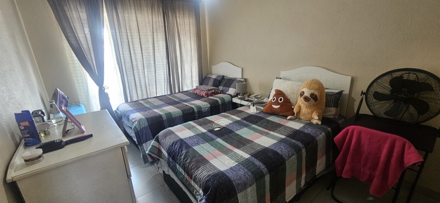 3 Bedroom Property for Sale in New Redruth Gauteng