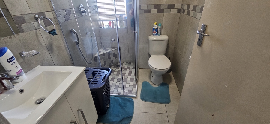 3 Bedroom Property for Sale in New Redruth Gauteng