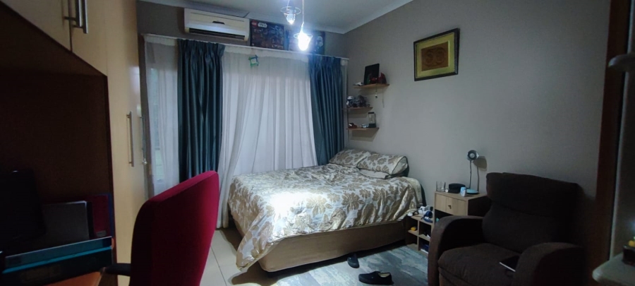 5 Bedroom Property for Sale in Erasmia Gauteng