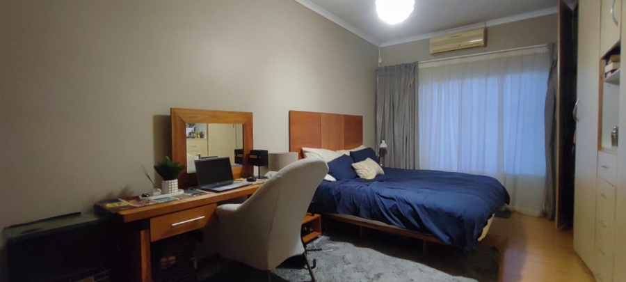 5 Bedroom Property for Sale in Erasmia Gauteng