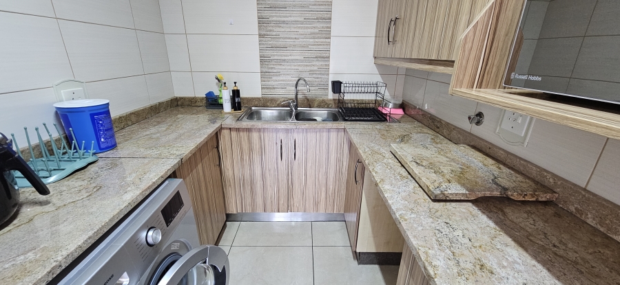 3 Bedroom Property for Sale in New Redruth Gauteng