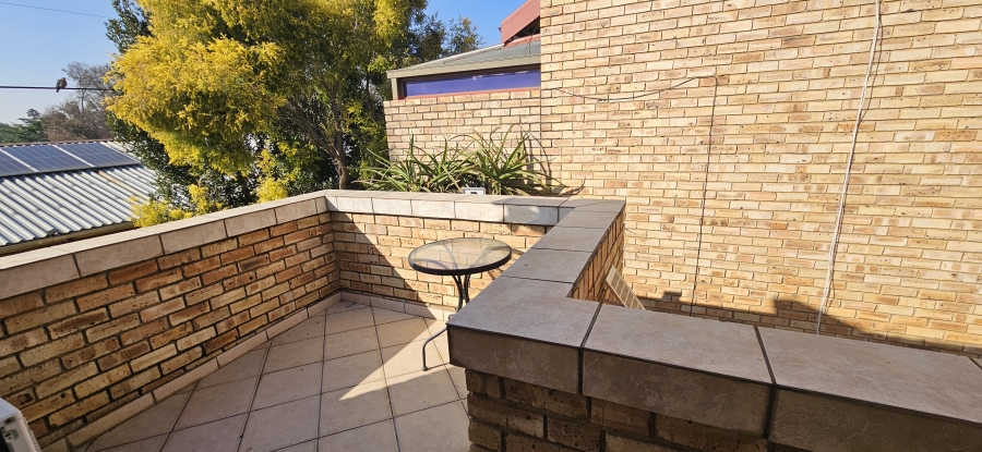3 Bedroom Property for Sale in New Redruth Gauteng