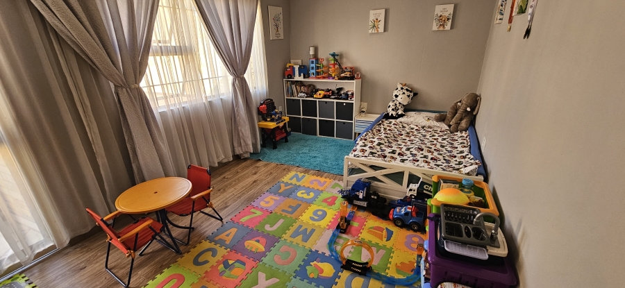 3 Bedroom Property for Sale in New Redruth Gauteng
