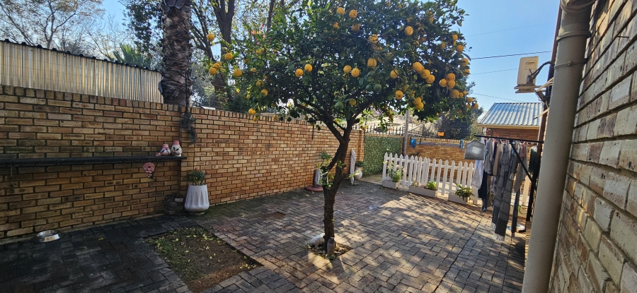 3 Bedroom Property for Sale in New Redruth Gauteng