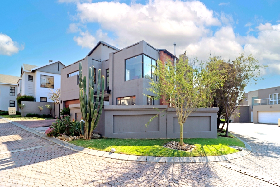 5 Bedroom Property for Sale in Beverley Gauteng