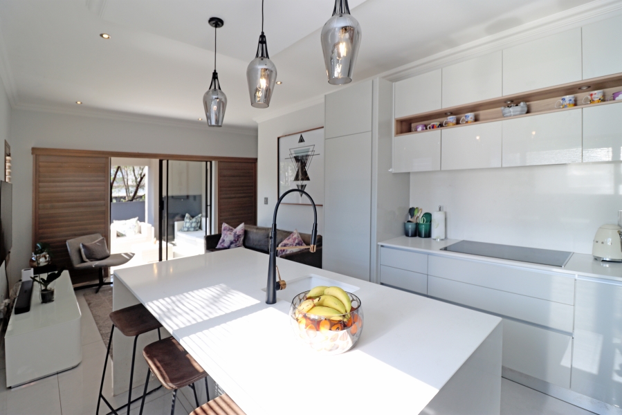 5 Bedroom Property for Sale in Beverley Gauteng