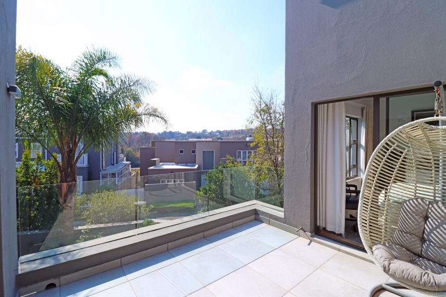 5 Bedroom Property for Sale in Beverley Gauteng