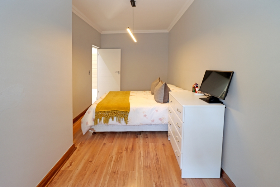 5 Bedroom Property for Sale in Beverley Gauteng