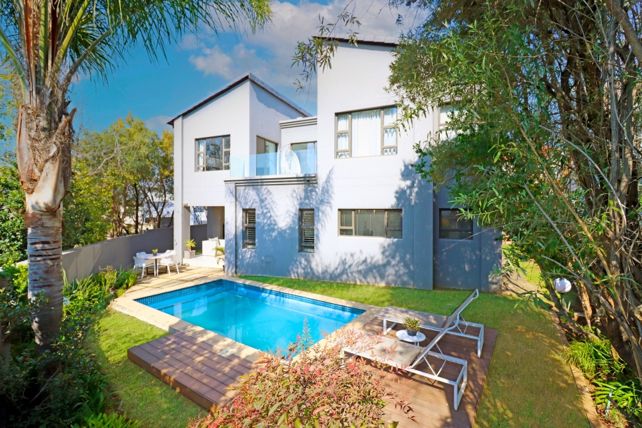 5 Bedroom Property for Sale in Beverley Gauteng