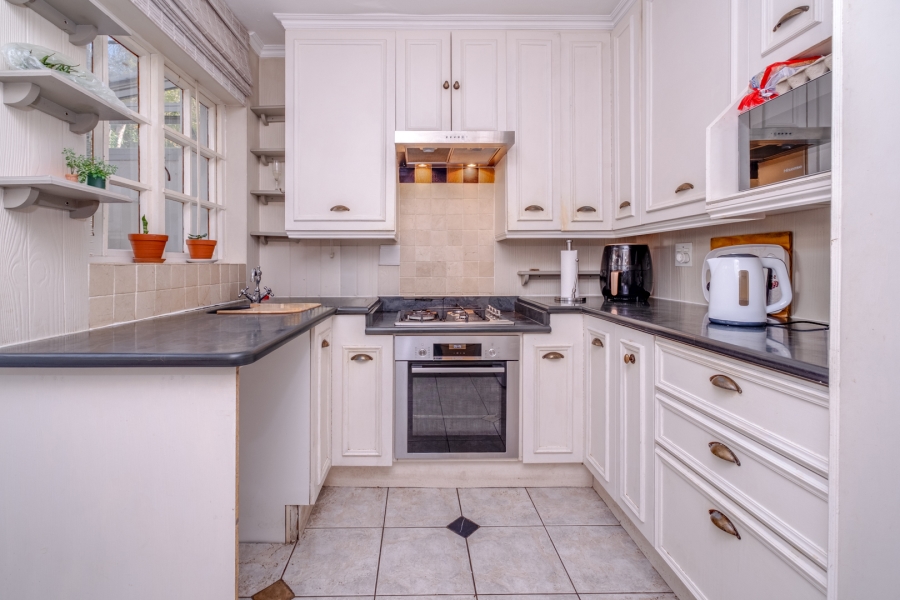 2 Bedroom Property for Sale in Bryanston Gauteng