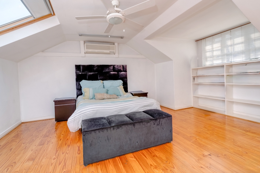 2 Bedroom Property for Sale in Bryanston Gauteng