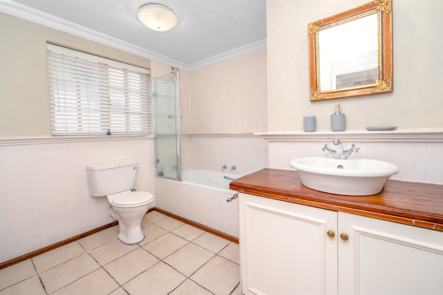 2 Bedroom Property for Sale in Bryanston Gauteng
