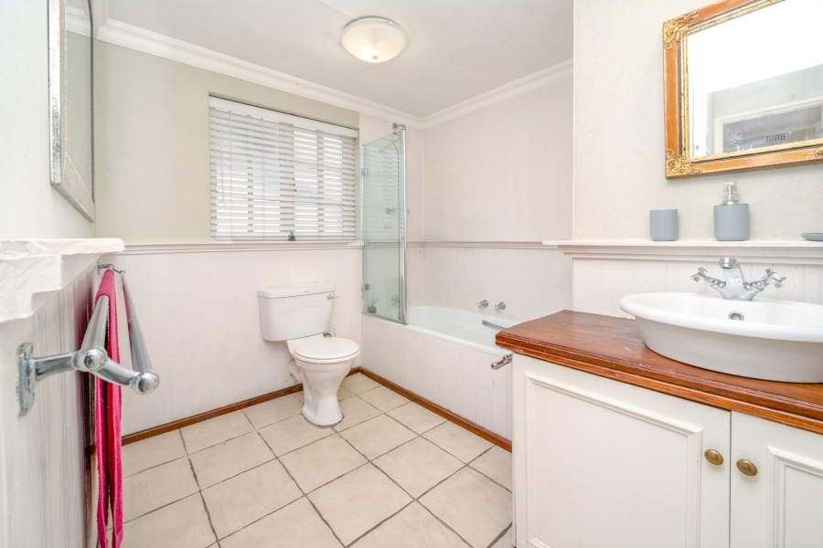 2 Bedroom Property for Sale in Bryanston Gauteng