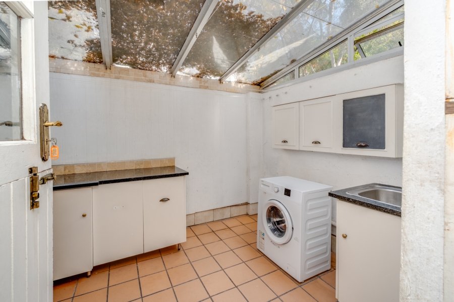 2 Bedroom Property for Sale in Bryanston Gauteng
