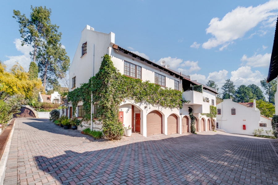 2 Bedroom Property for Sale in Bryanston Gauteng