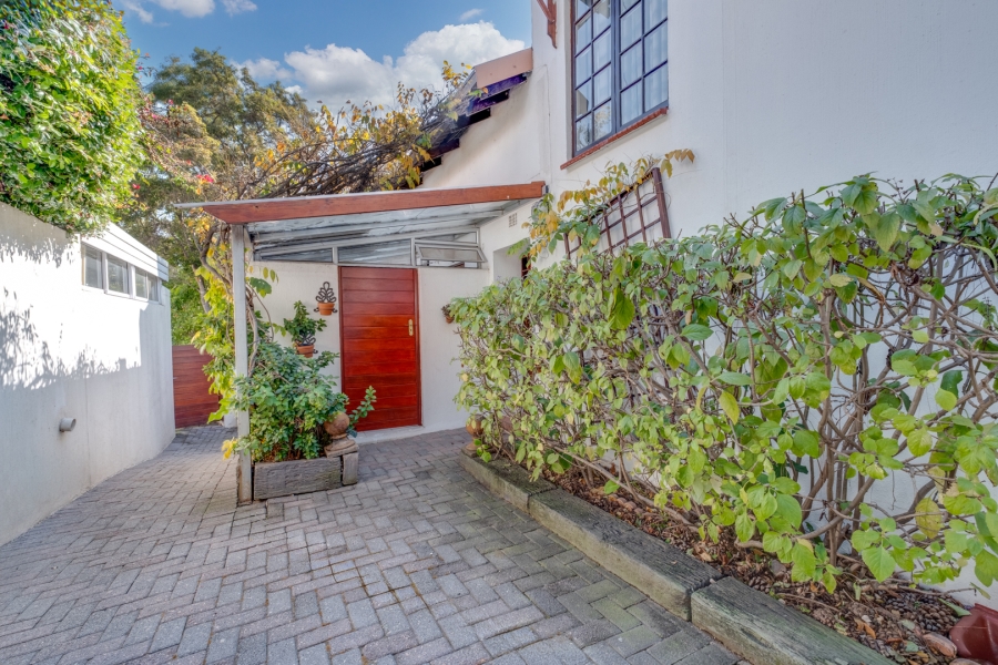 2 Bedroom Property for Sale in Bryanston Gauteng