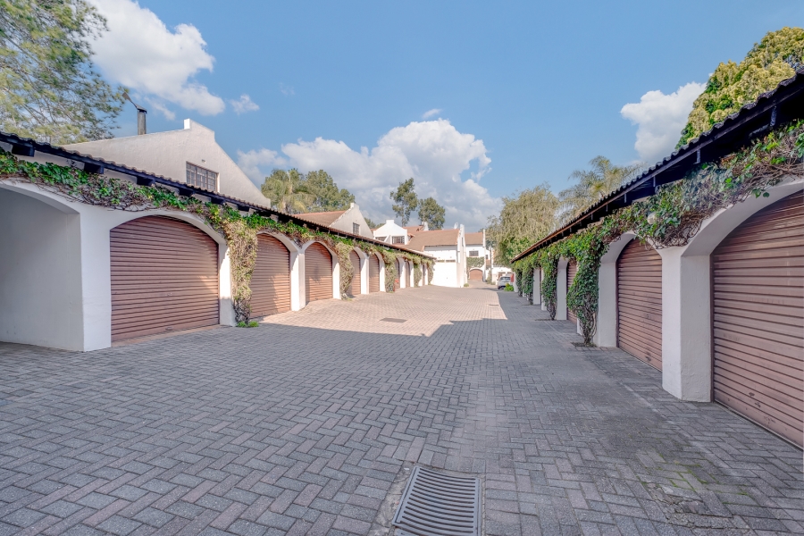 2 Bedroom Property for Sale in Bryanston Gauteng