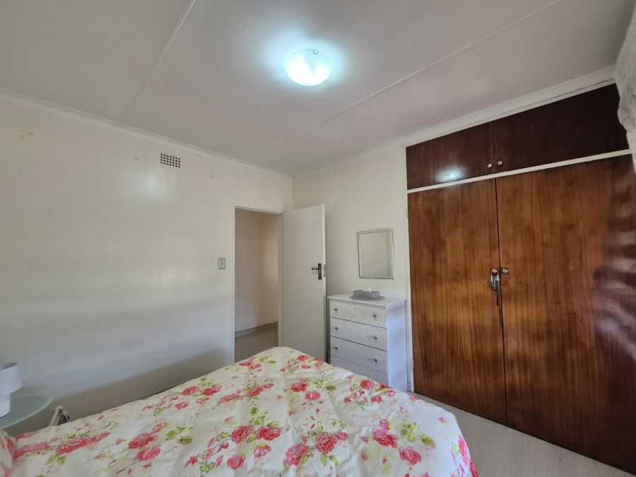 5 Bedroom Property for Sale in Arcon Park Gauteng