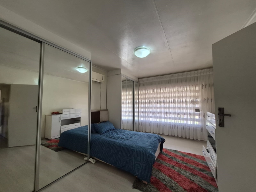 5 Bedroom Property for Sale in Arcon Park Gauteng
