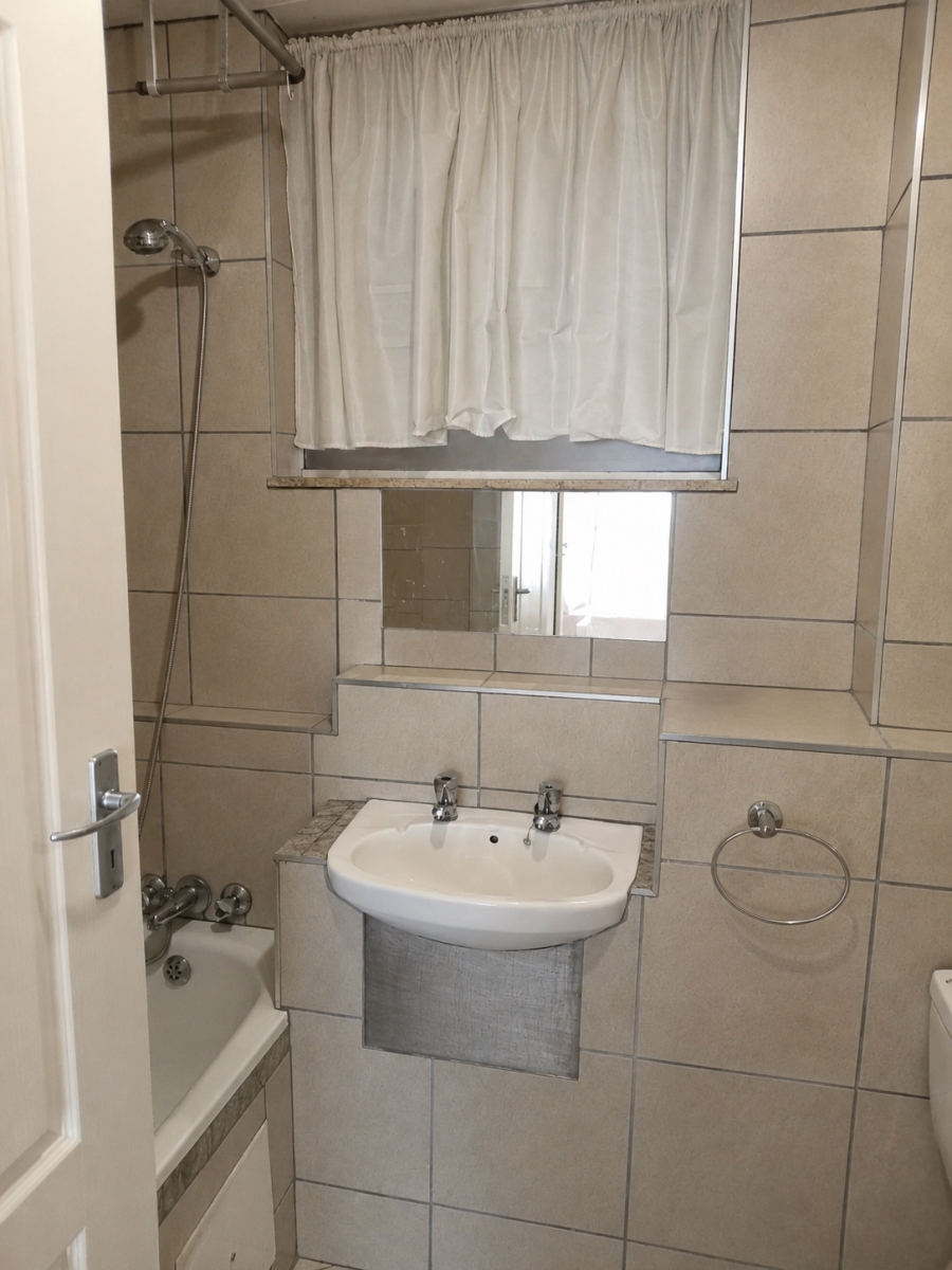 1 Bedroom Property for Sale in Hatfield Gauteng