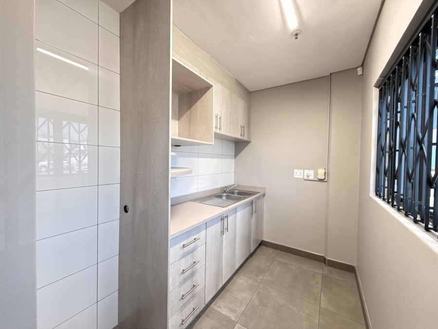 To Let Commercial Property for Rent in Louwlardia Gauteng