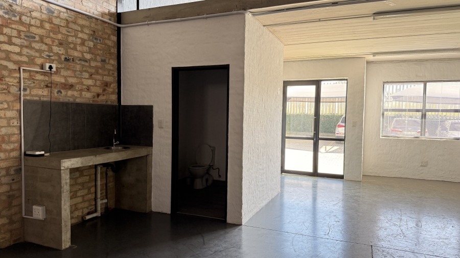 To Let Commercial Property for Rent in President Park Gauteng