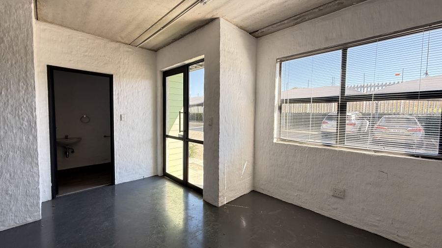 To Let Commercial Property for Rent in President Park Gauteng