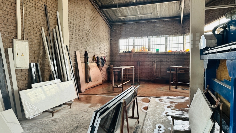 Commercial Property for Sale in Hennopspark Gauteng