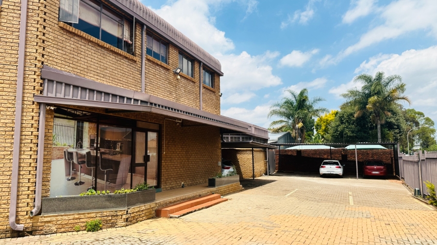 Commercial Property for Sale in Hennopspark Gauteng