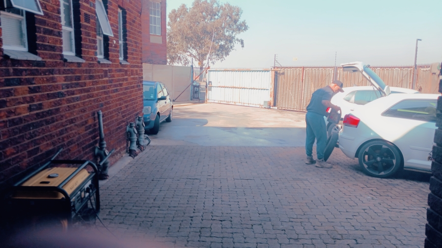 To Let Commercial Property for Rent in Selby Gauteng