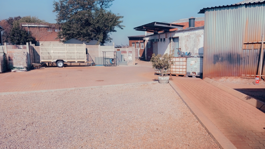 To Let Commercial Property for Rent in Selby Gauteng