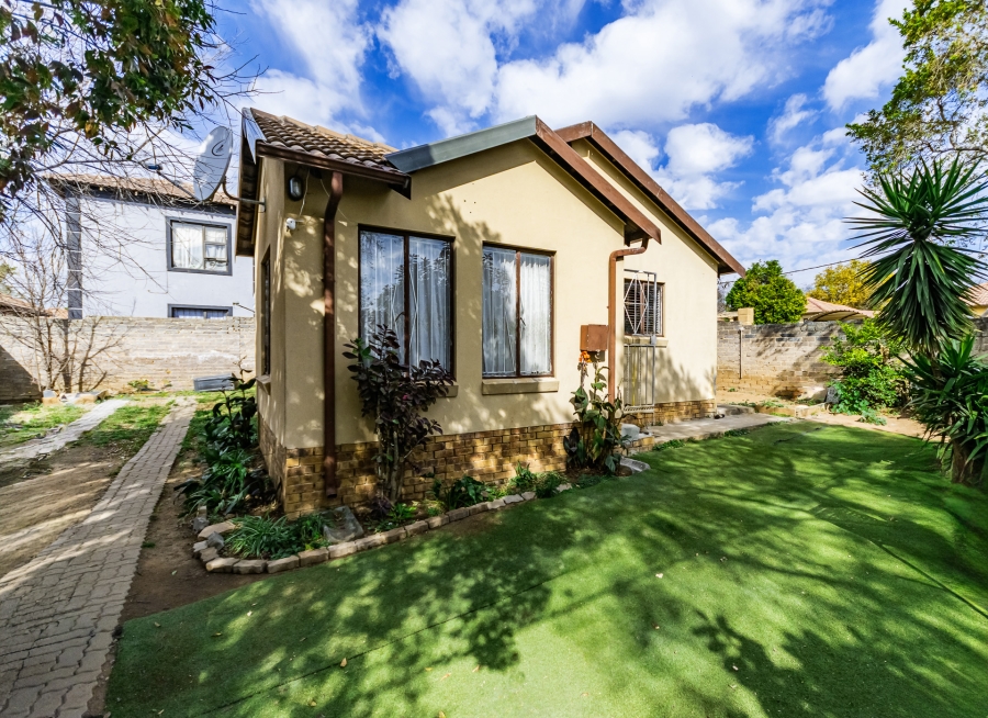 3 Bedroom Property for Sale in Cosmo City Gauteng