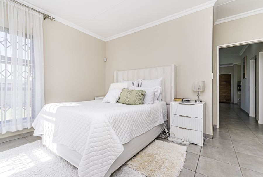 3 Bedroom Property for Sale in Toekomsrus Gauteng