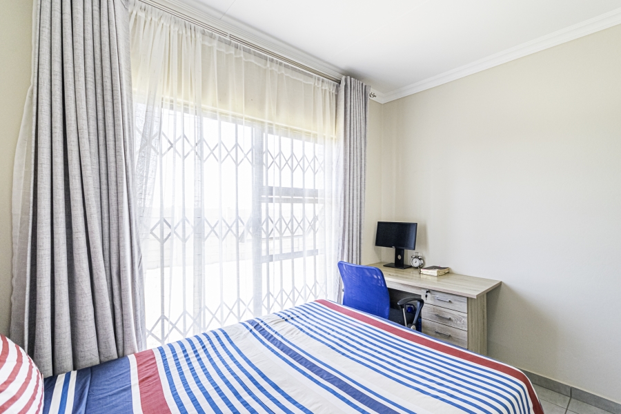 3 Bedroom Property for Sale in Toekomsrus Gauteng