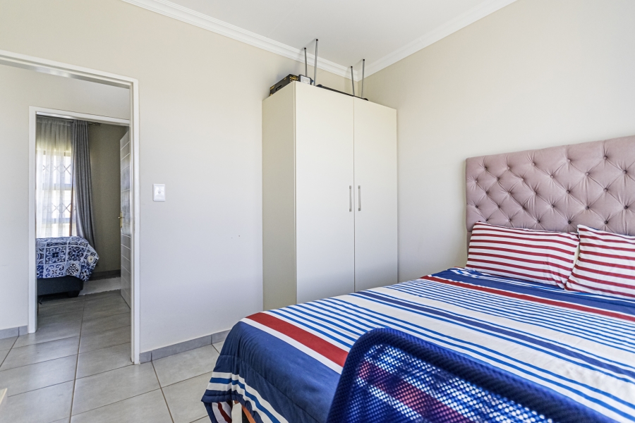 3 Bedroom Property for Sale in Toekomsrus Gauteng