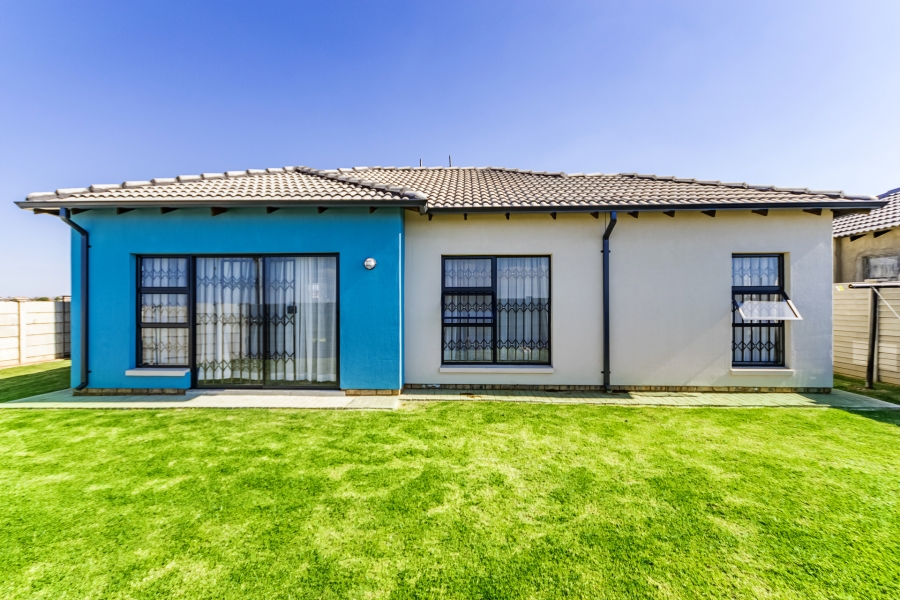 3 Bedroom Property for Sale in Toekomsrus Gauteng