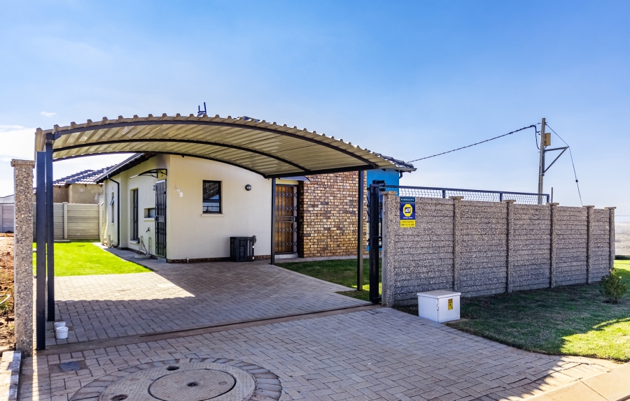 3 Bedroom Property for Sale in Toekomsrus Gauteng